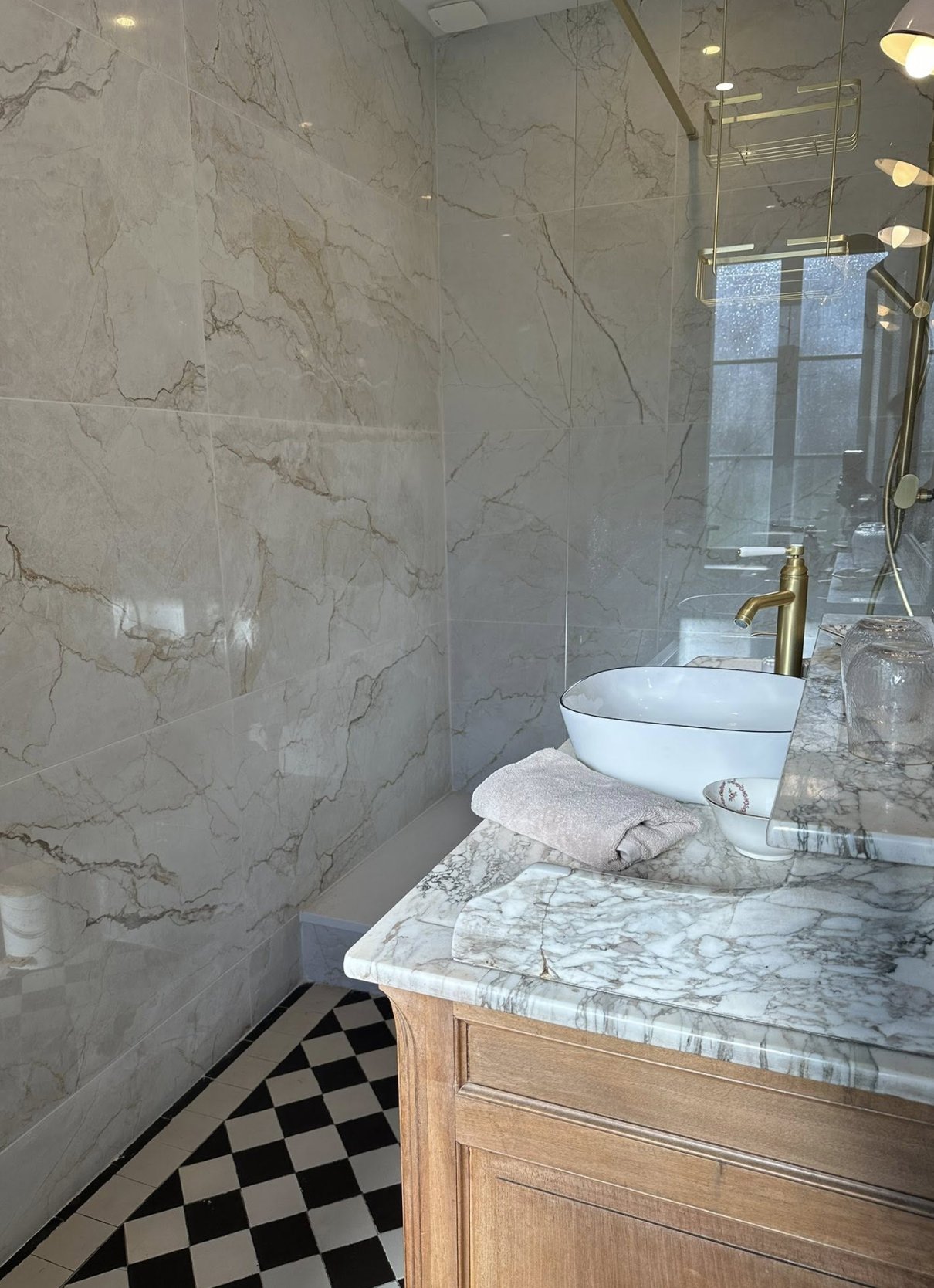 Salle de bain marbre